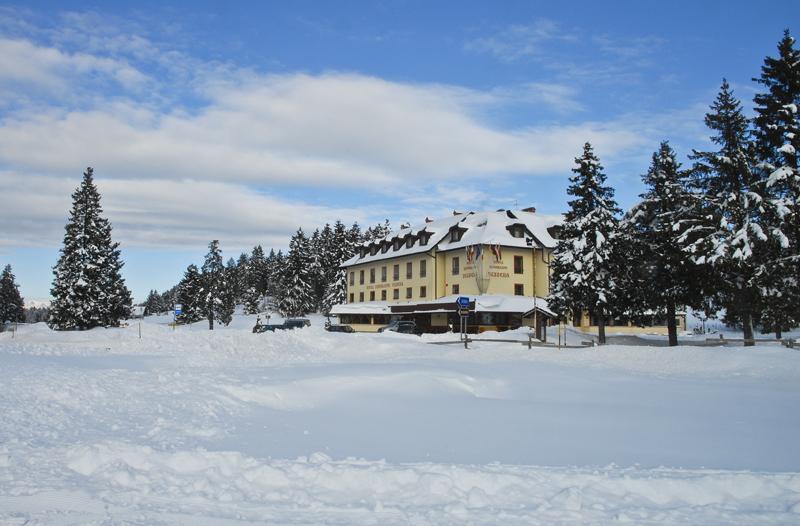 Hotel Vezzena Malga Postesina 외부 사진