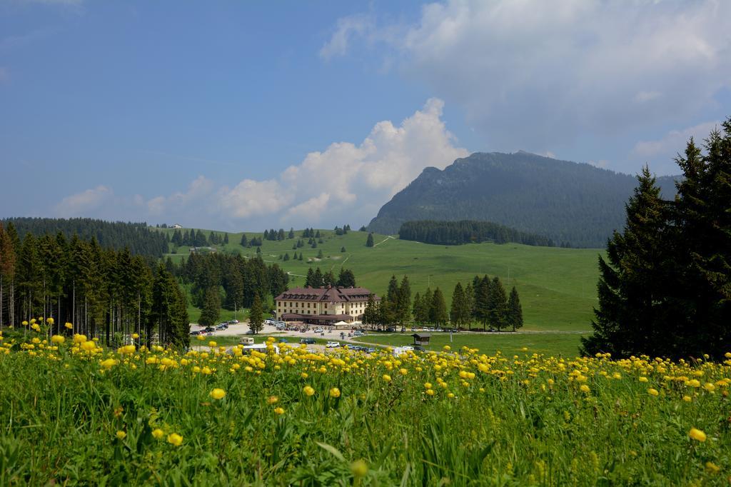Hotel Vezzena Malga Postesina 외부 사진